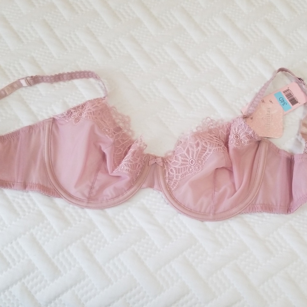 Bra 34D new with tags